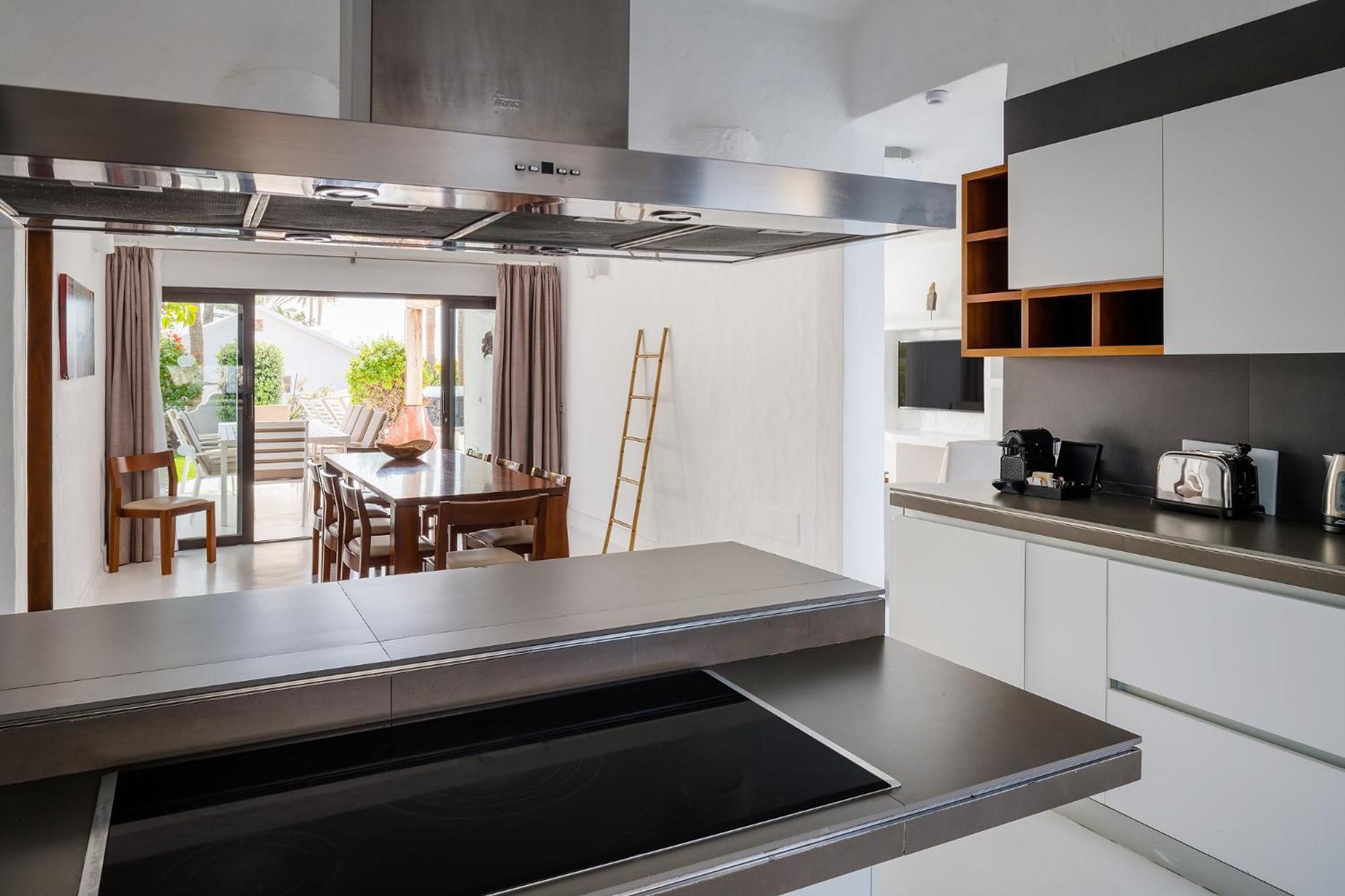 Kamezi Boutique Hotel Villas Playa Blanca  Rom bilde